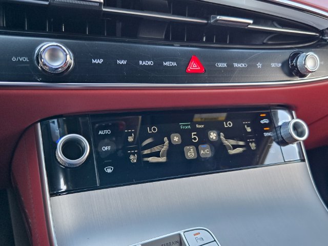 New 2027 Genesis GV70 2.5T Sport Prestige AWD/4WD image 8