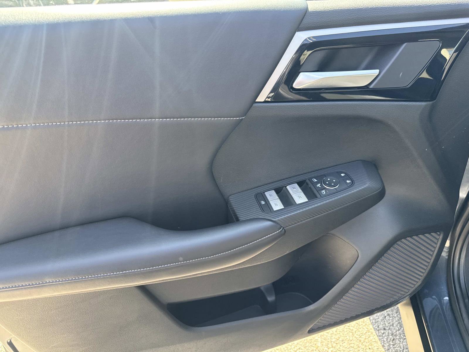 Used 2024 Mitsubishi Outlander AWD image 13