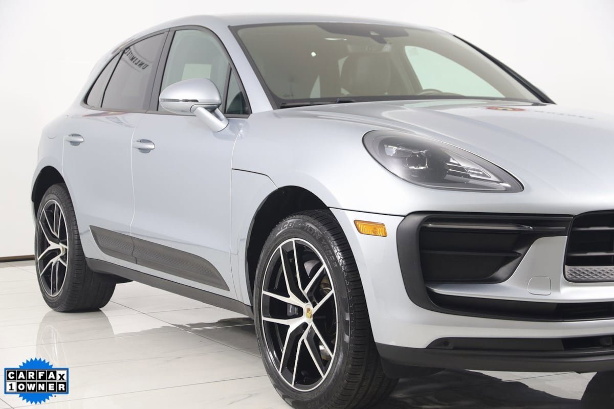 Used 2022 Porsche Macan image 45