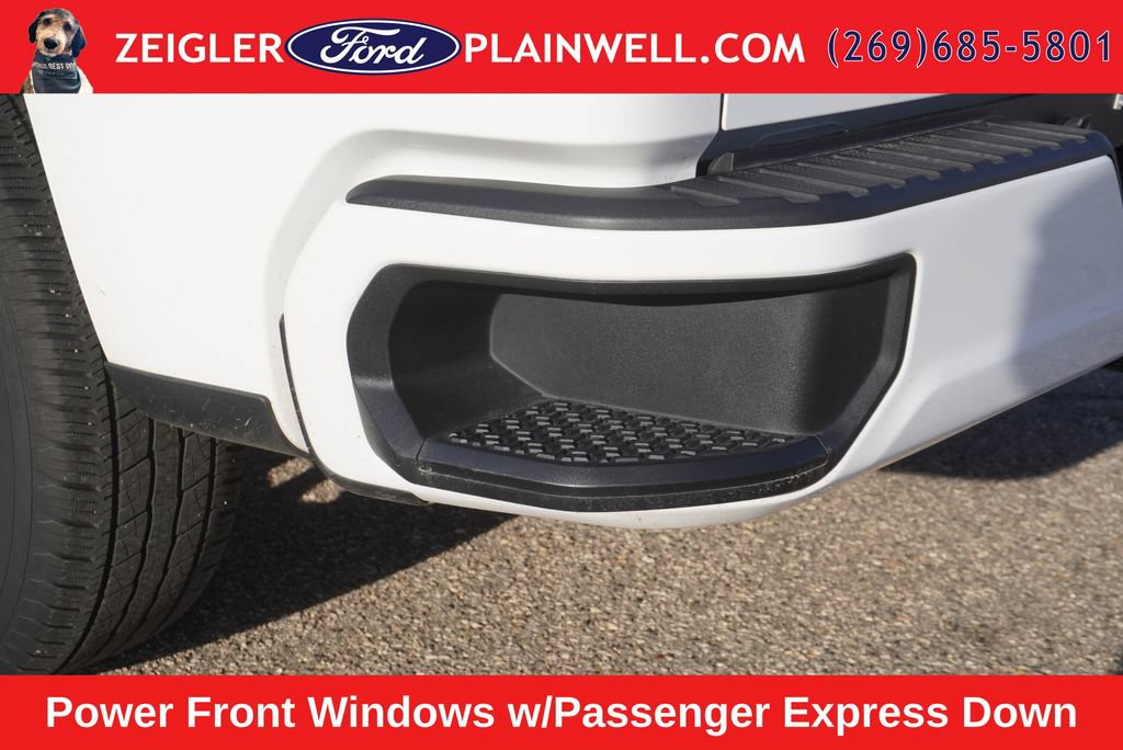 Used 2023 Chevrolet Silverado 1500 Custom AWD/4WD image 11