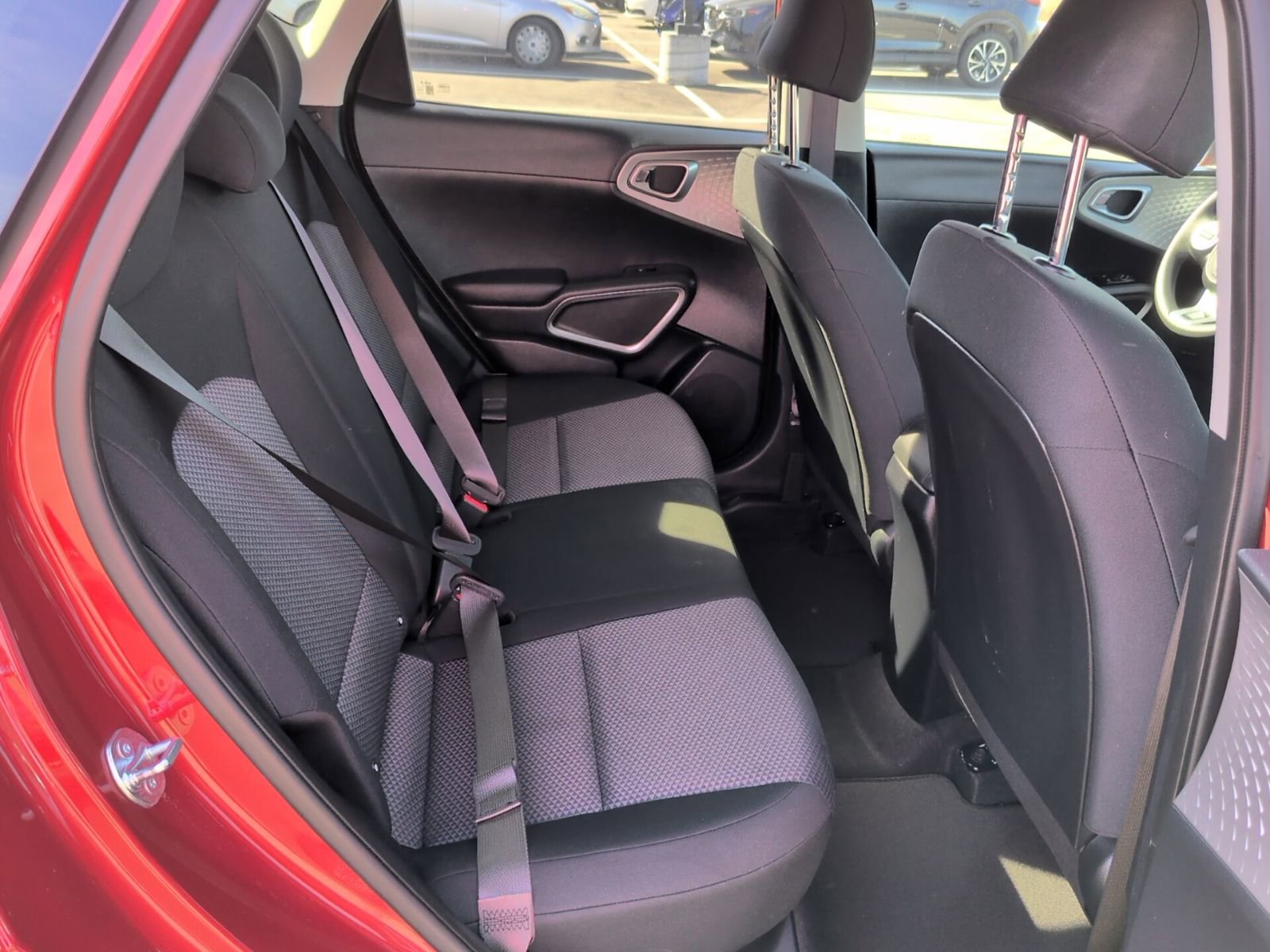 Used 2025 Kia Soul LX image 12