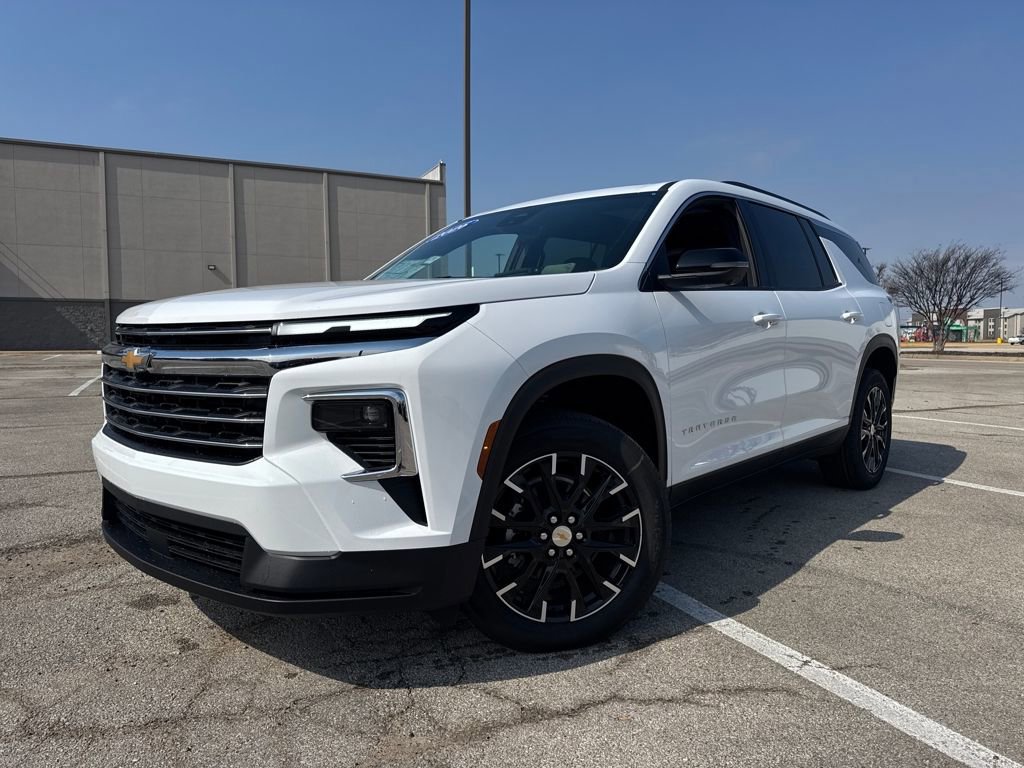 New 2026 Chevrolet Traverse LT w/ Sun and Wheel Package image 1