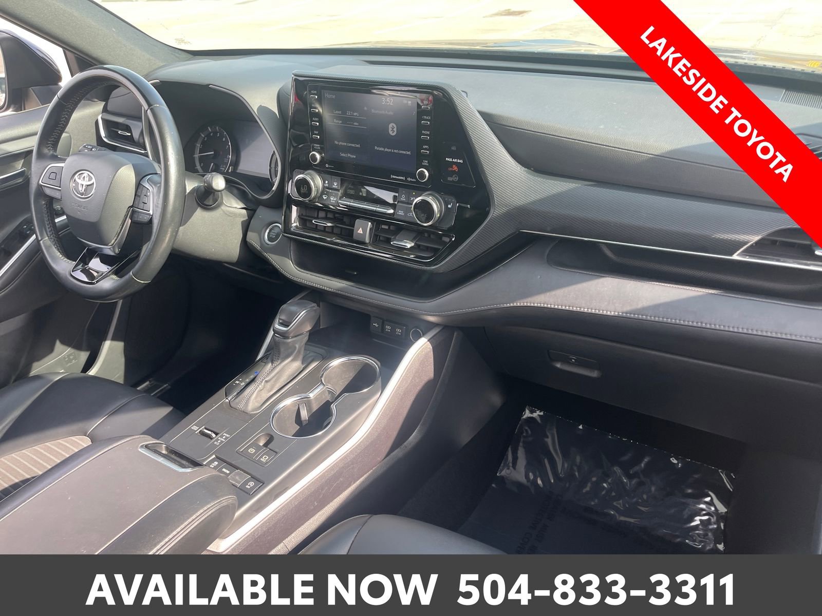 Used 2021 Toyota Highlander XSE FWD image 15