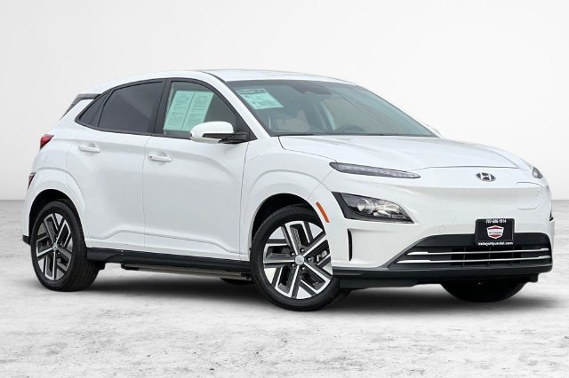 Used 2023 Hyundai Kona SE w/ Cargo Package
