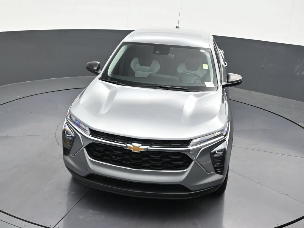 Used 2024 Chevrolet Trax LS FWD image 23