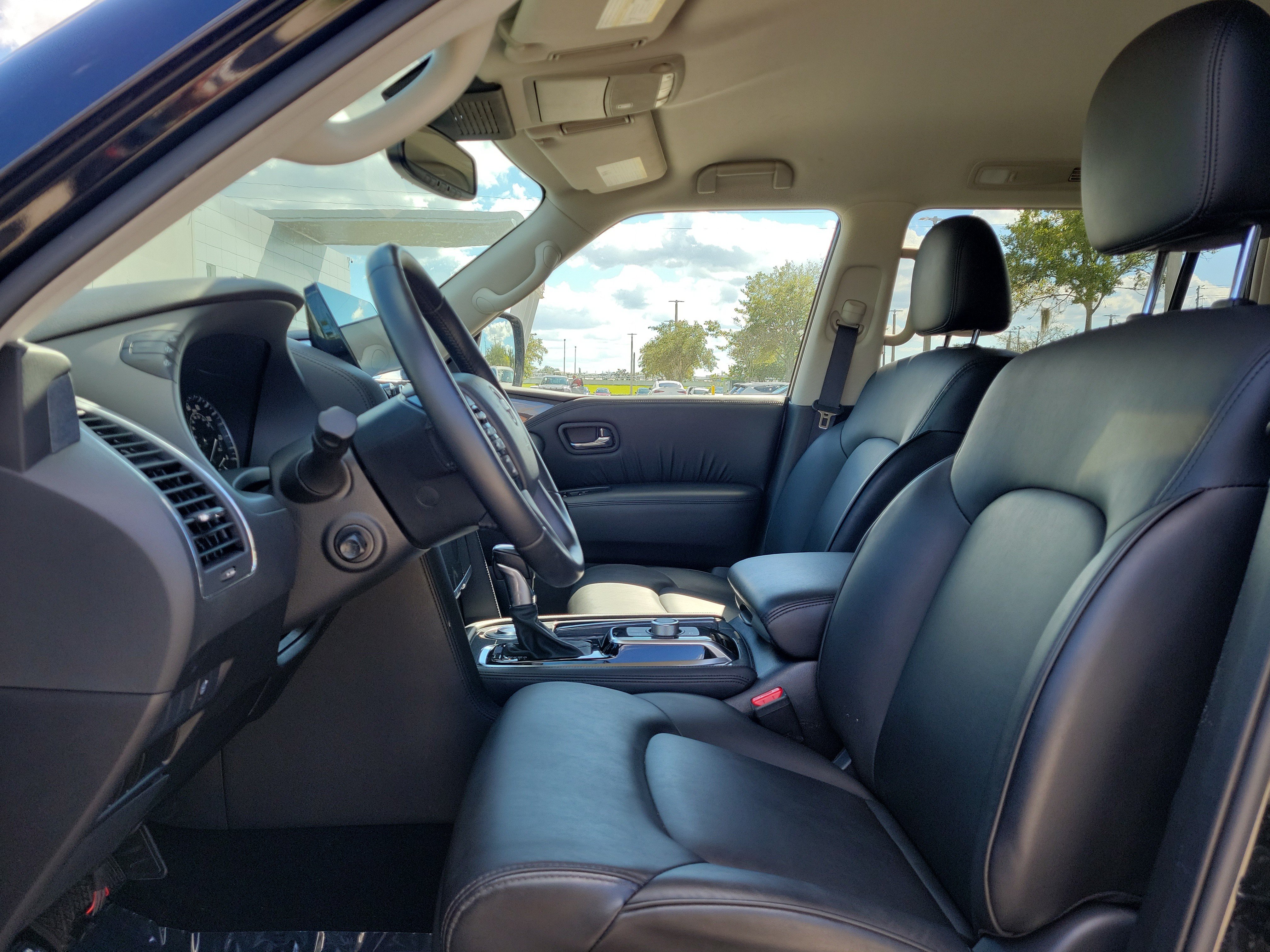 Certified 2023 Nissan Armada SV w/ Cargo Package RWD image 14