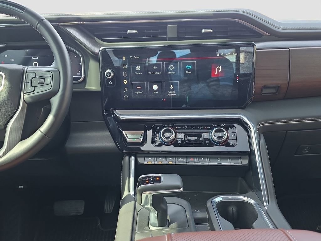Used 2025 GMC Sierra 1500 Denali Ultimate image 14