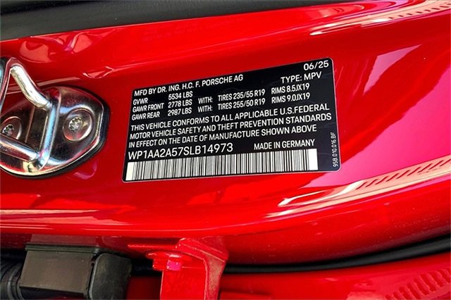 Used 2025 Porsche Macan image 50