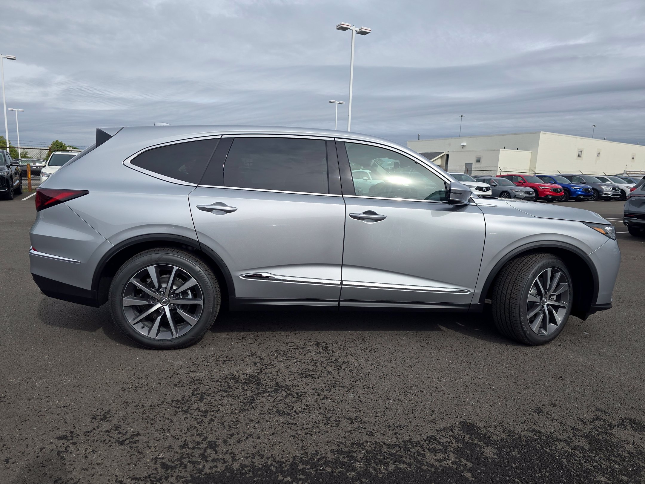 New 2026 Acura MDX w/ Technology Package AWD/4WD image 3