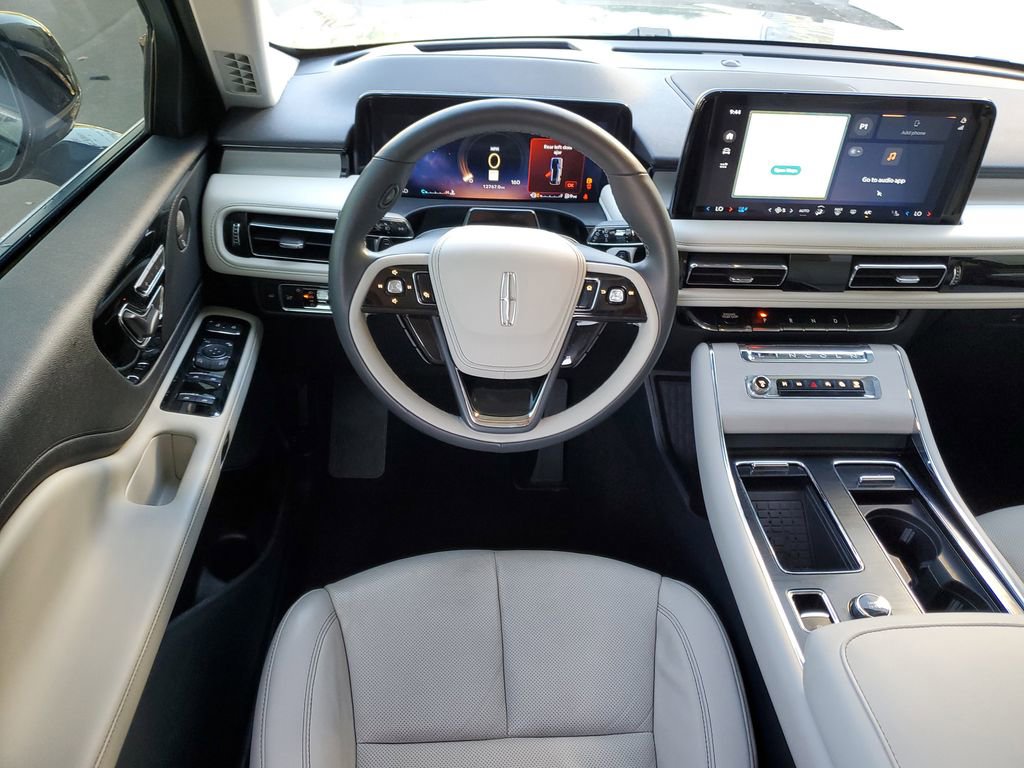 Certified 2025 Lincoln Aviator Reserve w/ Illumination Package image 17