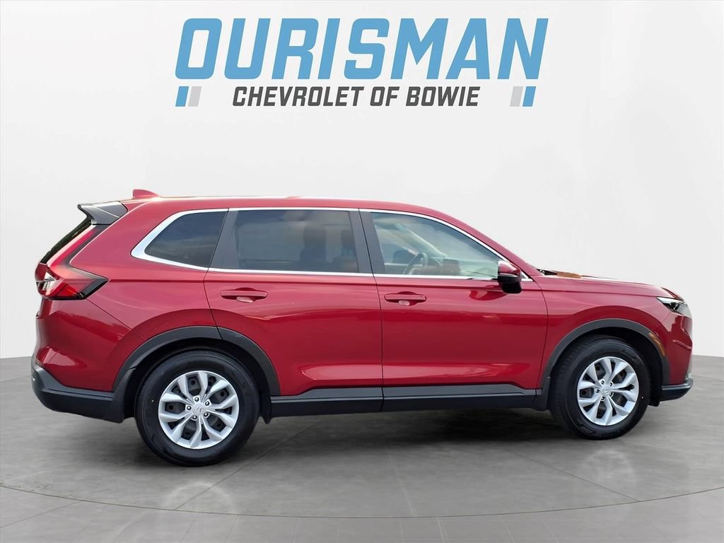 Used 2023 Honda CR-V LX image 2