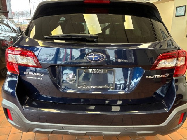 Used 2018 Subaru Outback 2.5i Limited AWD/4WD image 12