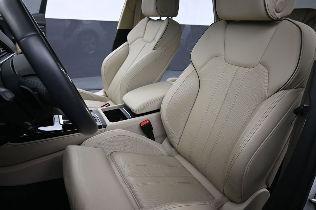 Used 2021 Audi Q5 2.0T Premium Plus w/ Premium Plus Package AWD/4WD image 10