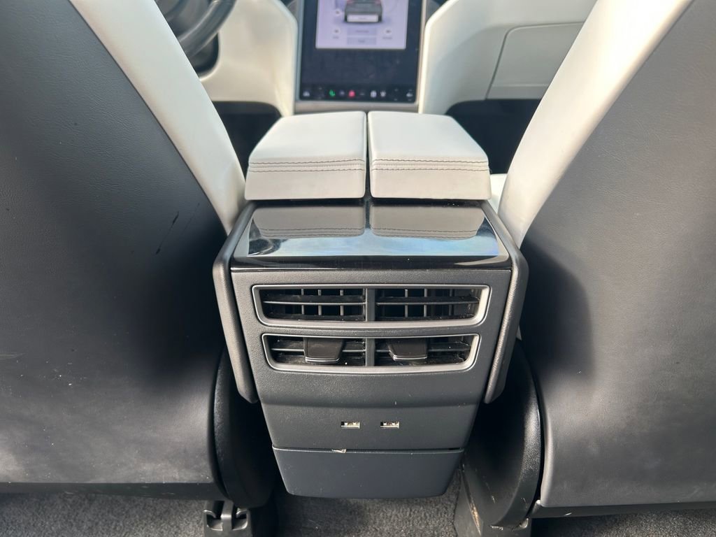 Used 2019 Tesla Model X Long Range image 25