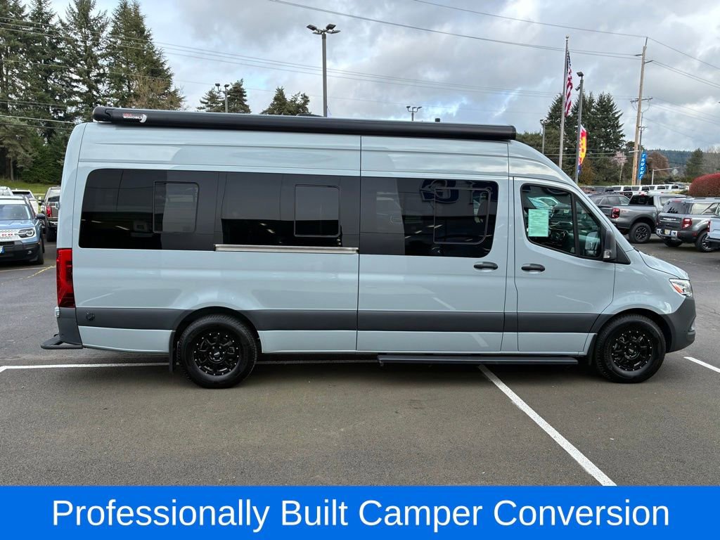Used 2021 Mercedes-Benz Sprinter 2500 image 8