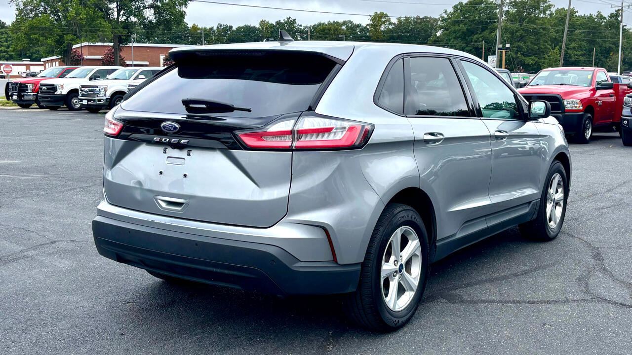 Used 2021 Ford Edge SE image 6