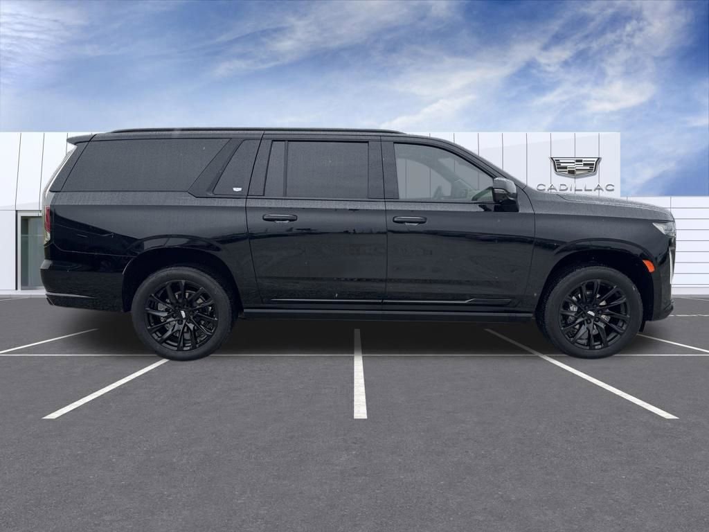 Used 2024 Cadillac Escalade ESV Sport Platinum w/ LPO, ONYX Package AWD/4WD image 2