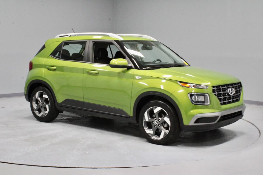 Used 2024 Hyundai Venue SEL