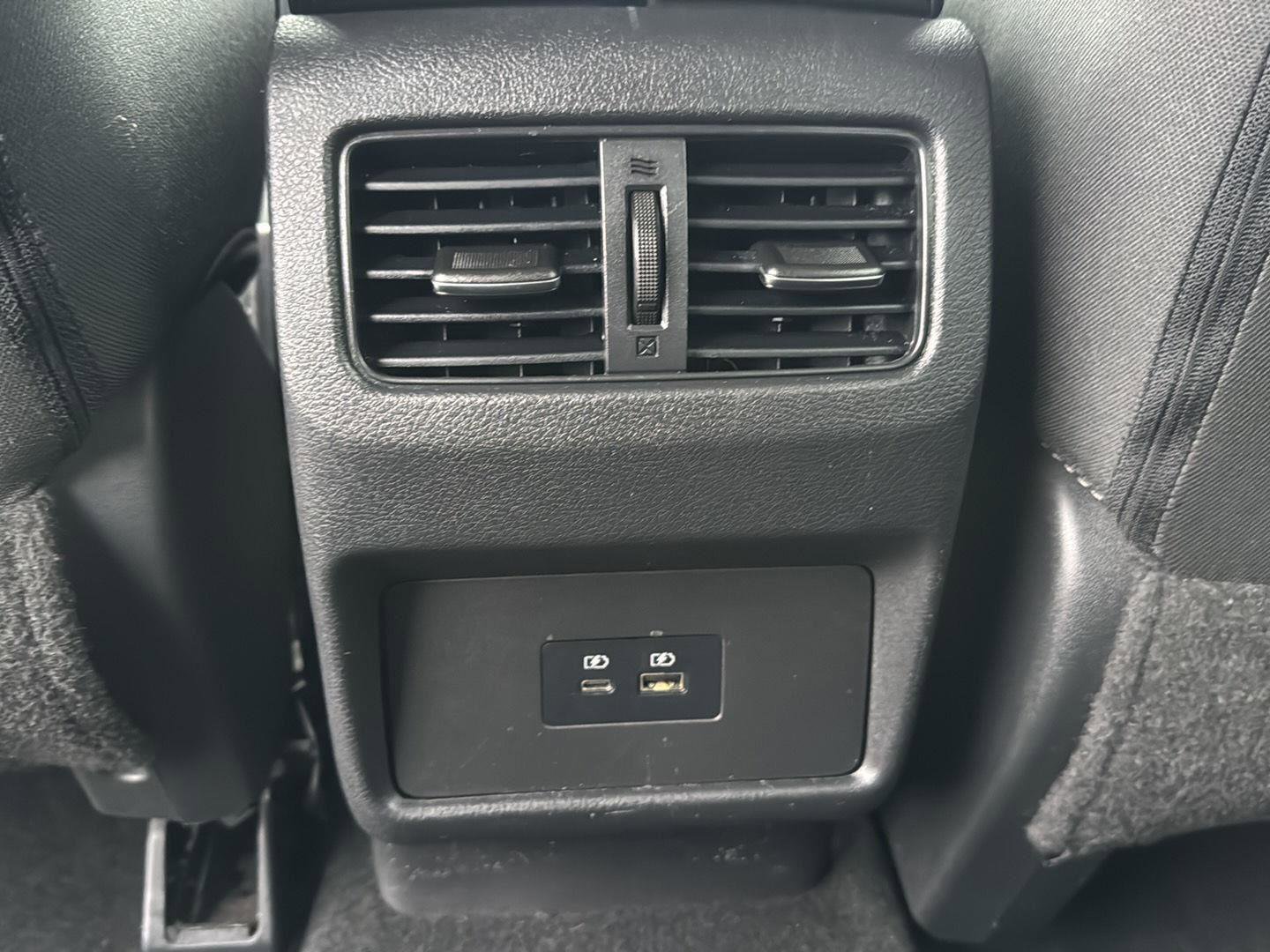 Used 2021 Nissan Rogue SV image 28