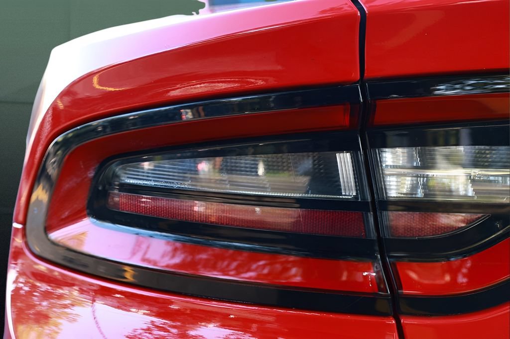 Used 2022 Dodge Charger SXT RWD image 18