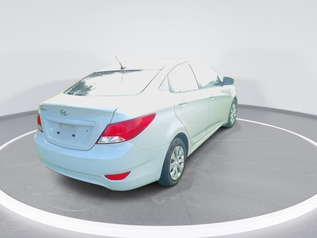 Used 2016 Hyundai Accent SE FWD image 8