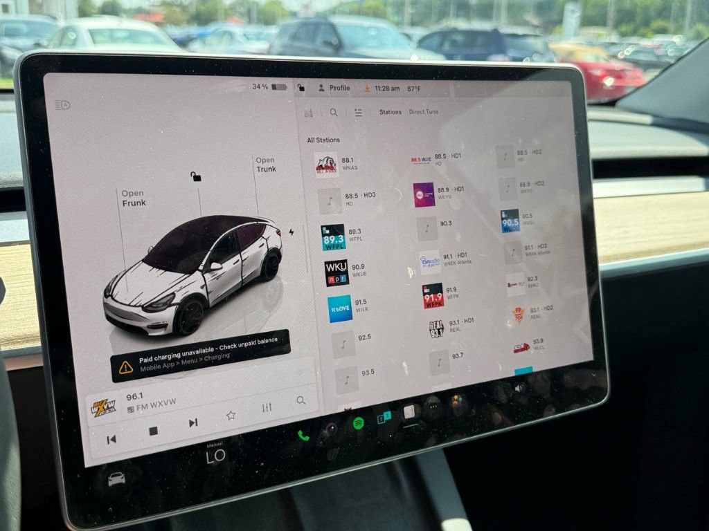 Used 2023 Tesla Model Y Long Range AWD/4WD image 26