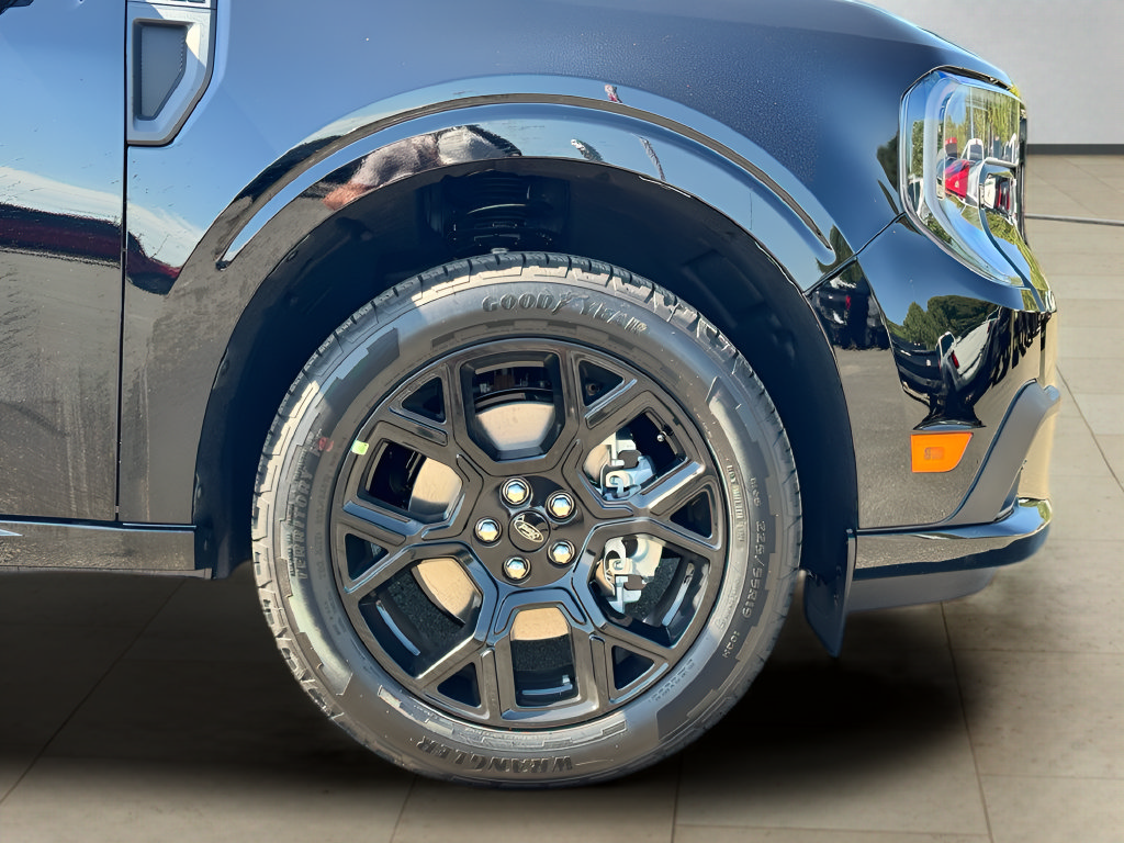 New 2026 Ford Maverick Lobo AWD/4WD image 40