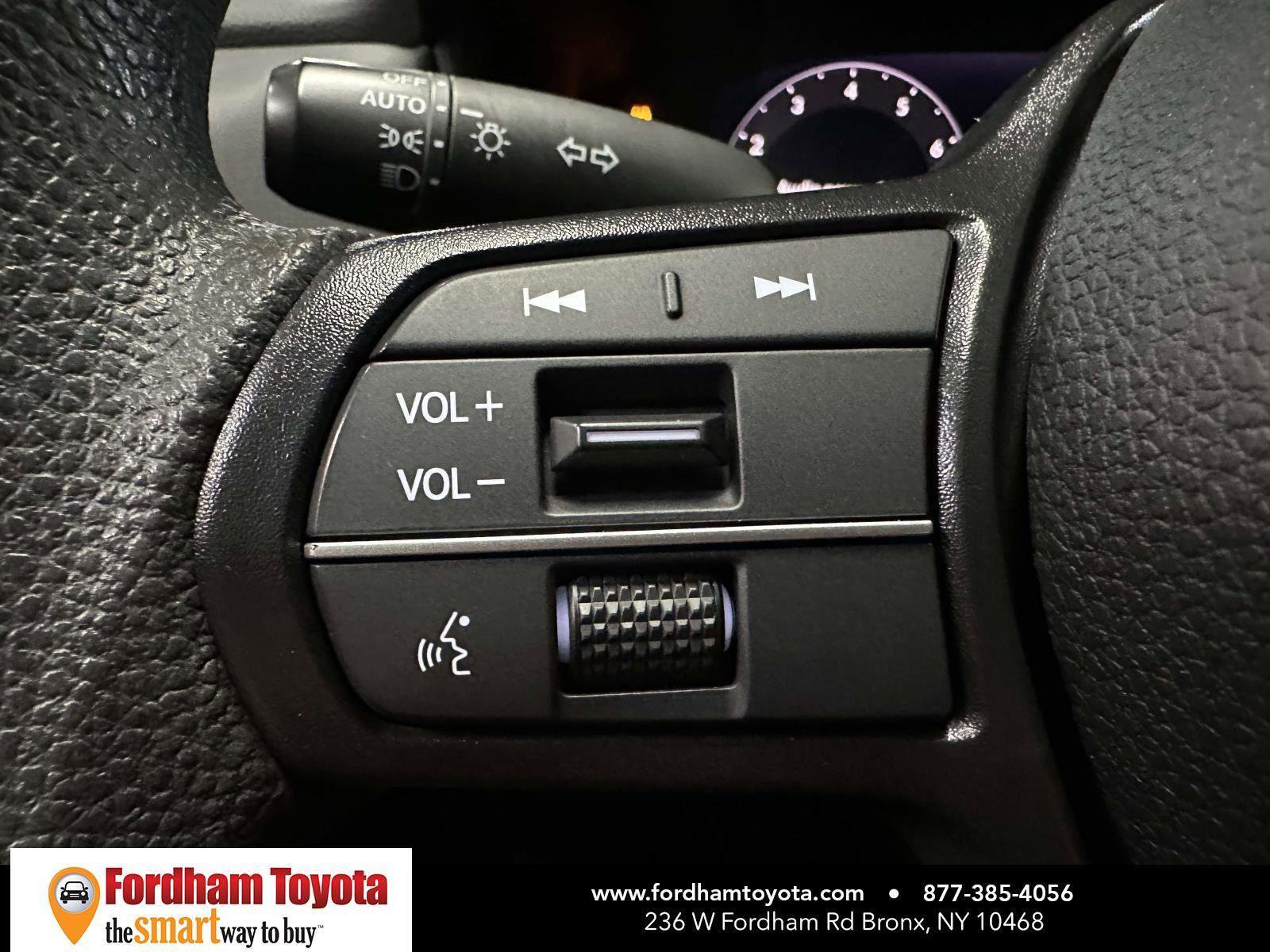 Used 2023 Honda Accord EX image 30