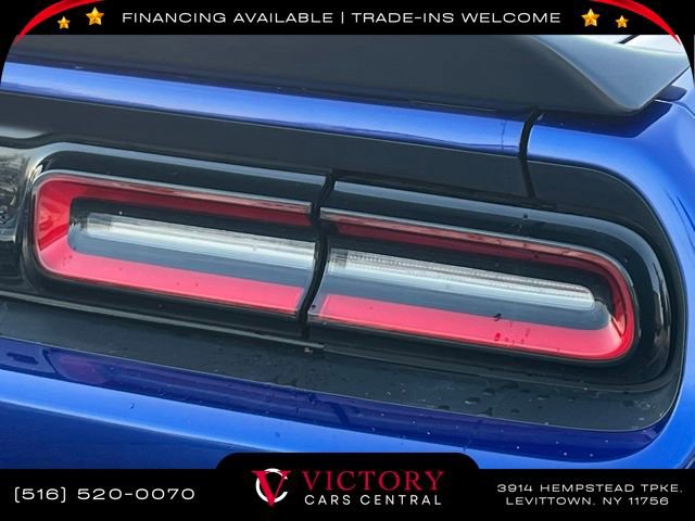 Used 2021 Dodge Challenger SXT w/ Blacktop Package image 10