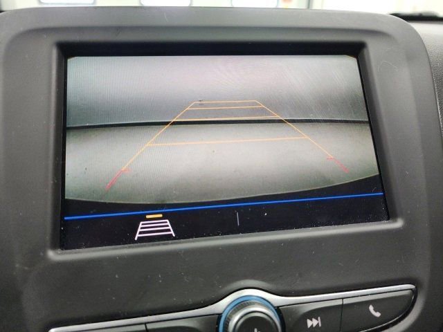 Used 2020 Chevrolet Equinox LT w/ Driver Convenience Package image 3