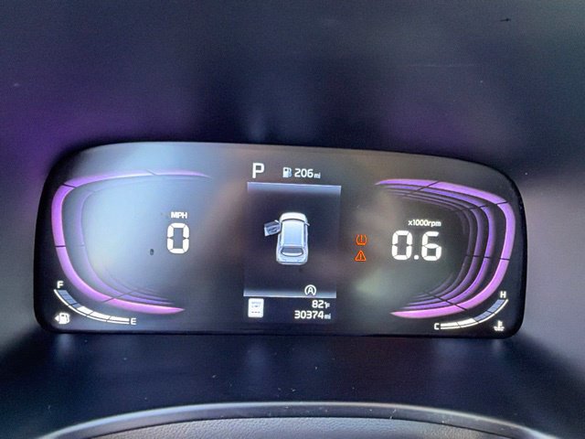 Certified 2025 Kia Soul LX w/ LX Technology Package FWD image 12