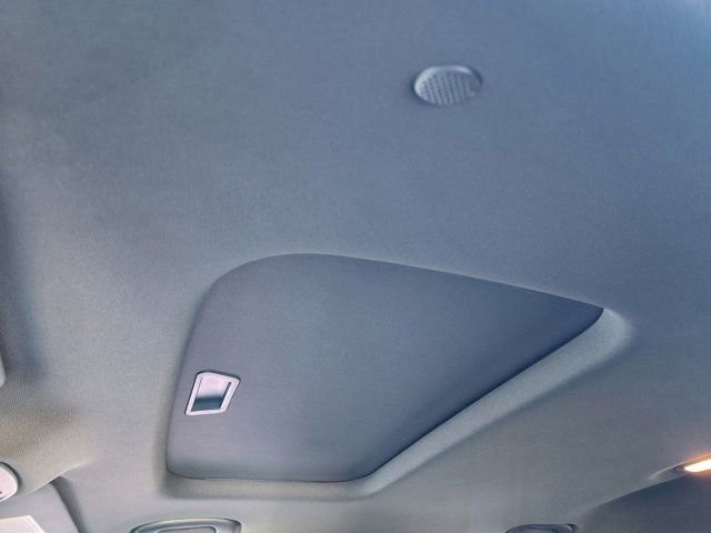 Used 2024 Chevrolet Trax RS w/ Sunroof Package image 28