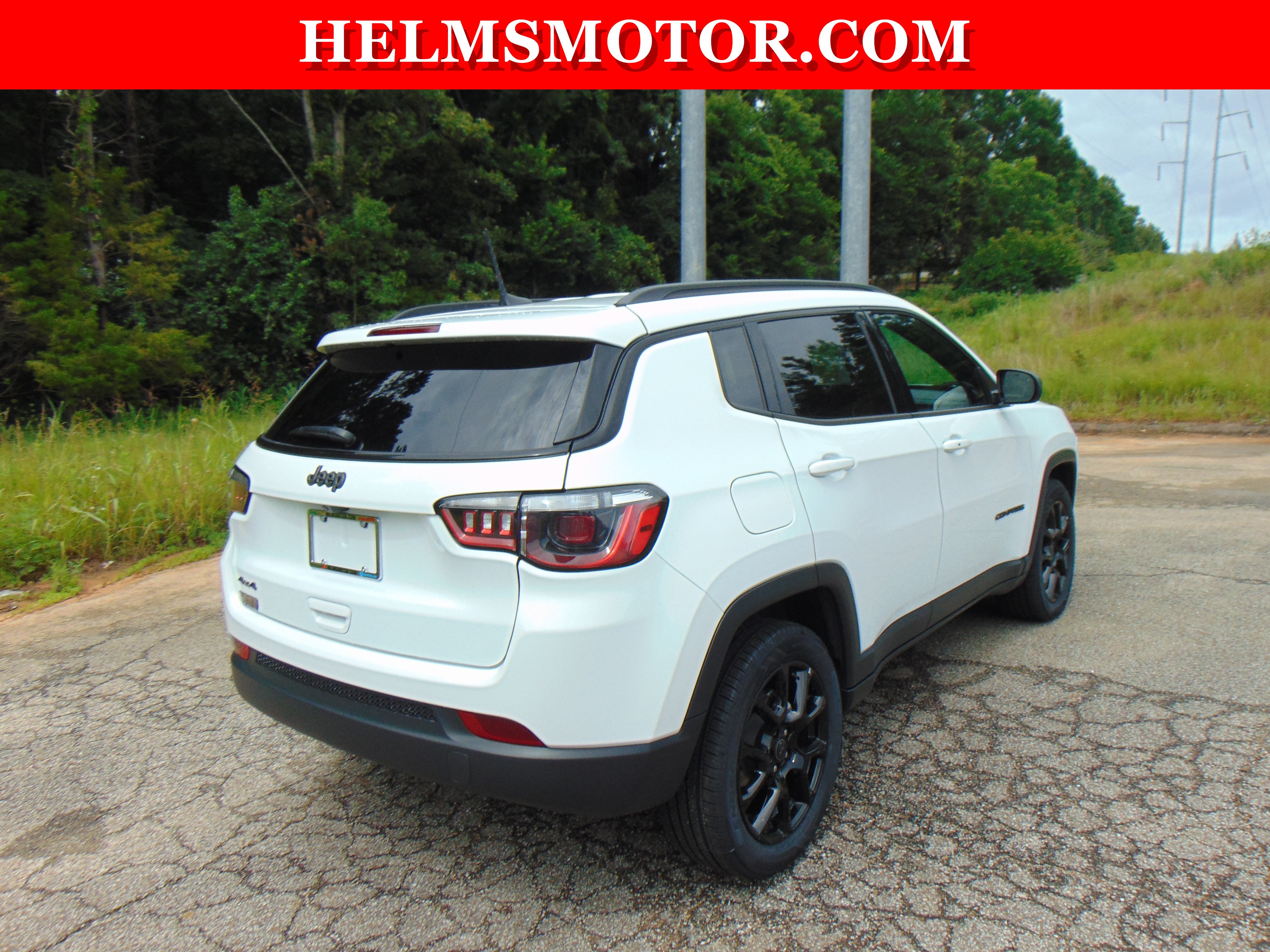 Certified 2025 Jeep Compass Latitude w/ Altitude Special Edition AWD/4WD image 18