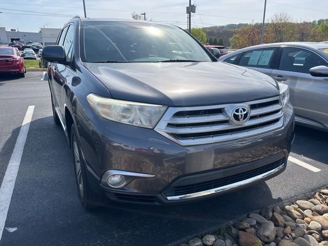 Used 2012 Toyota Highlander Limited w/ Tow Pkg image 5