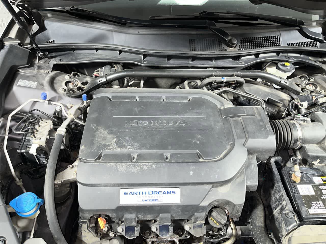 Used 2015 Honda Crosstour EX-L image 12