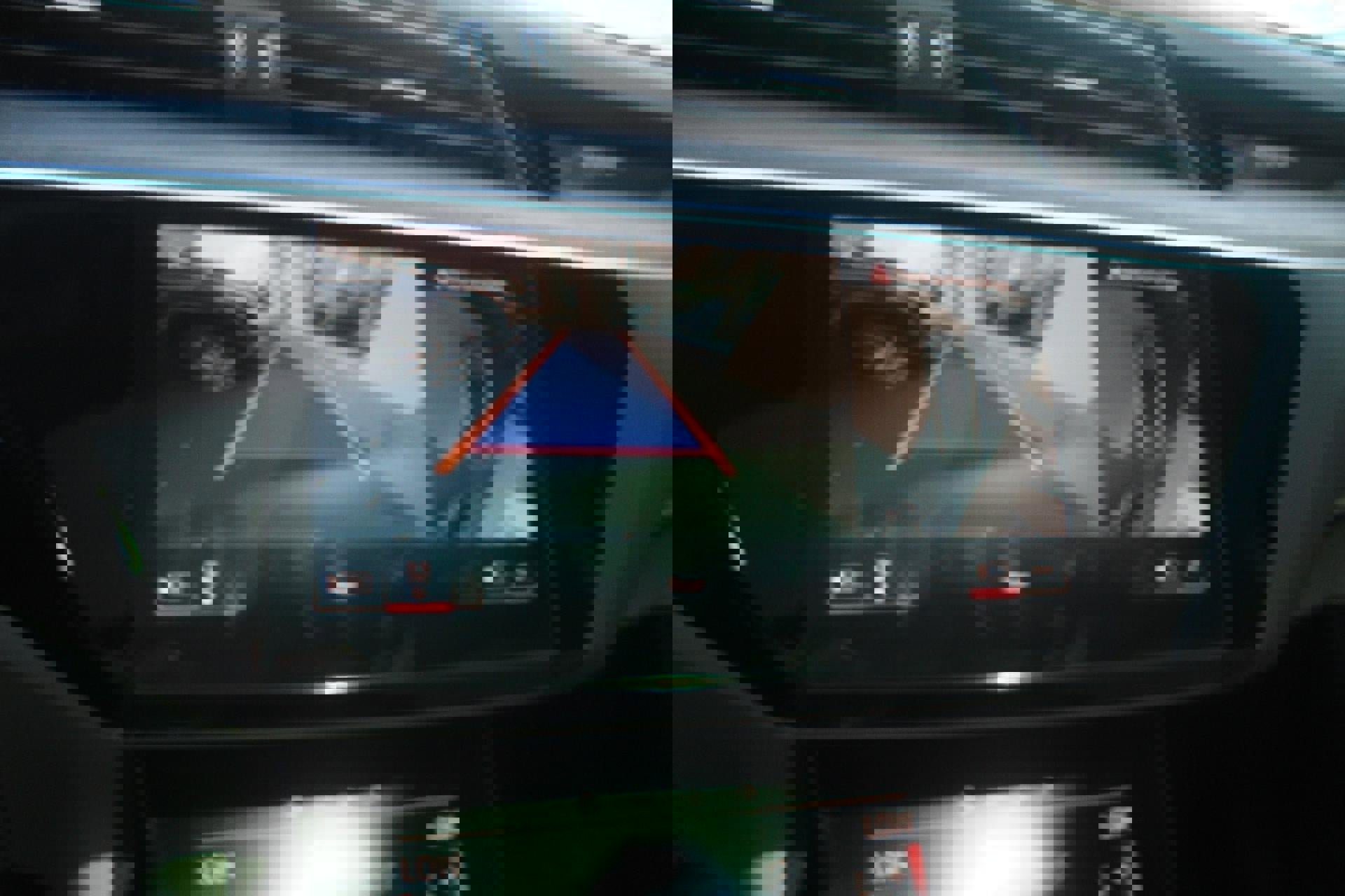 Used 2022 Audi e-tron Premium Plus image 16