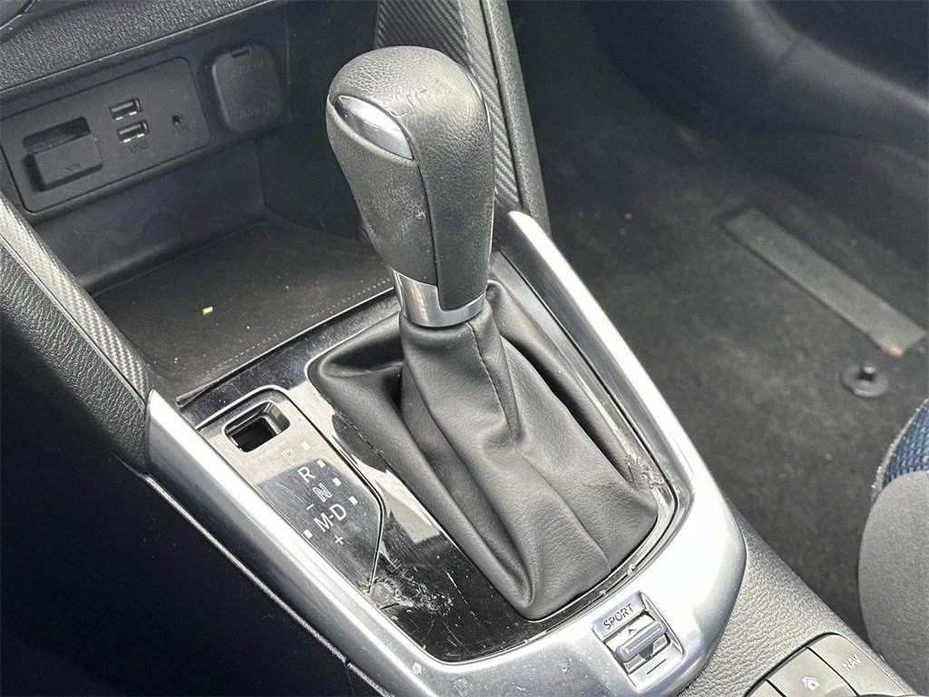 Used 2019 Toyota Yaris LE image 32