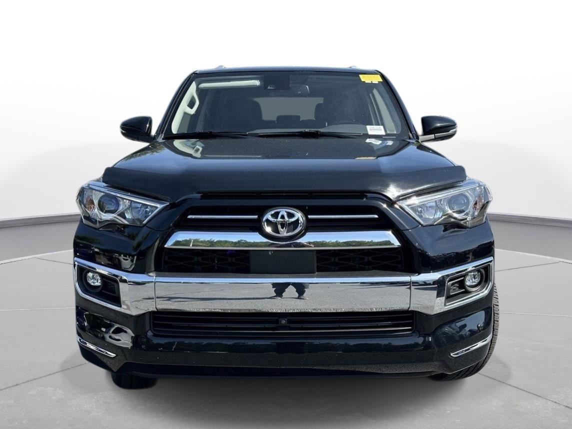 Used 2022 Toyota 4Runner Limited AWD/4WD image 3