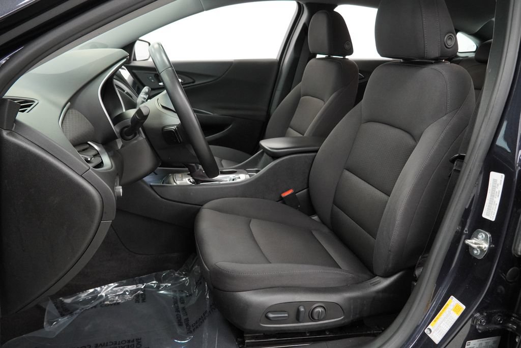 Certified 2023 Chevrolet Malibu RS w/ Driver Confidence Package FWD image 8