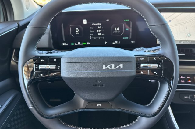 New 2027 Kia Carnival SX FWD image 29