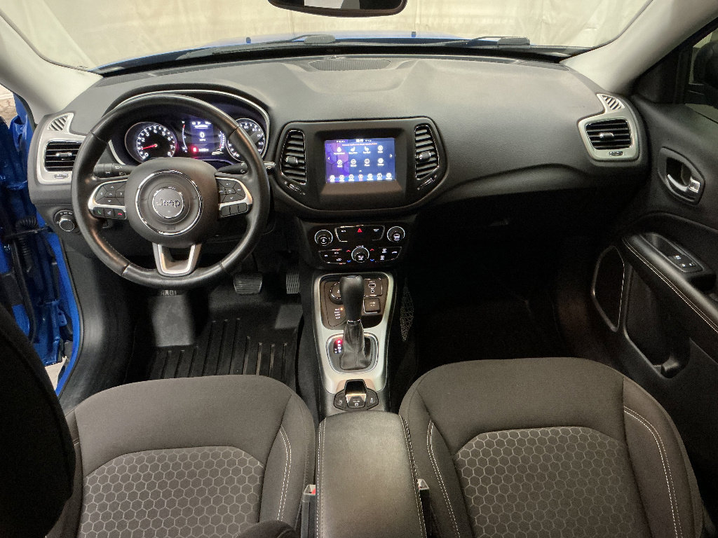 Used 2021 Jeep Compass Sport w/ Cold Weather Group image 16