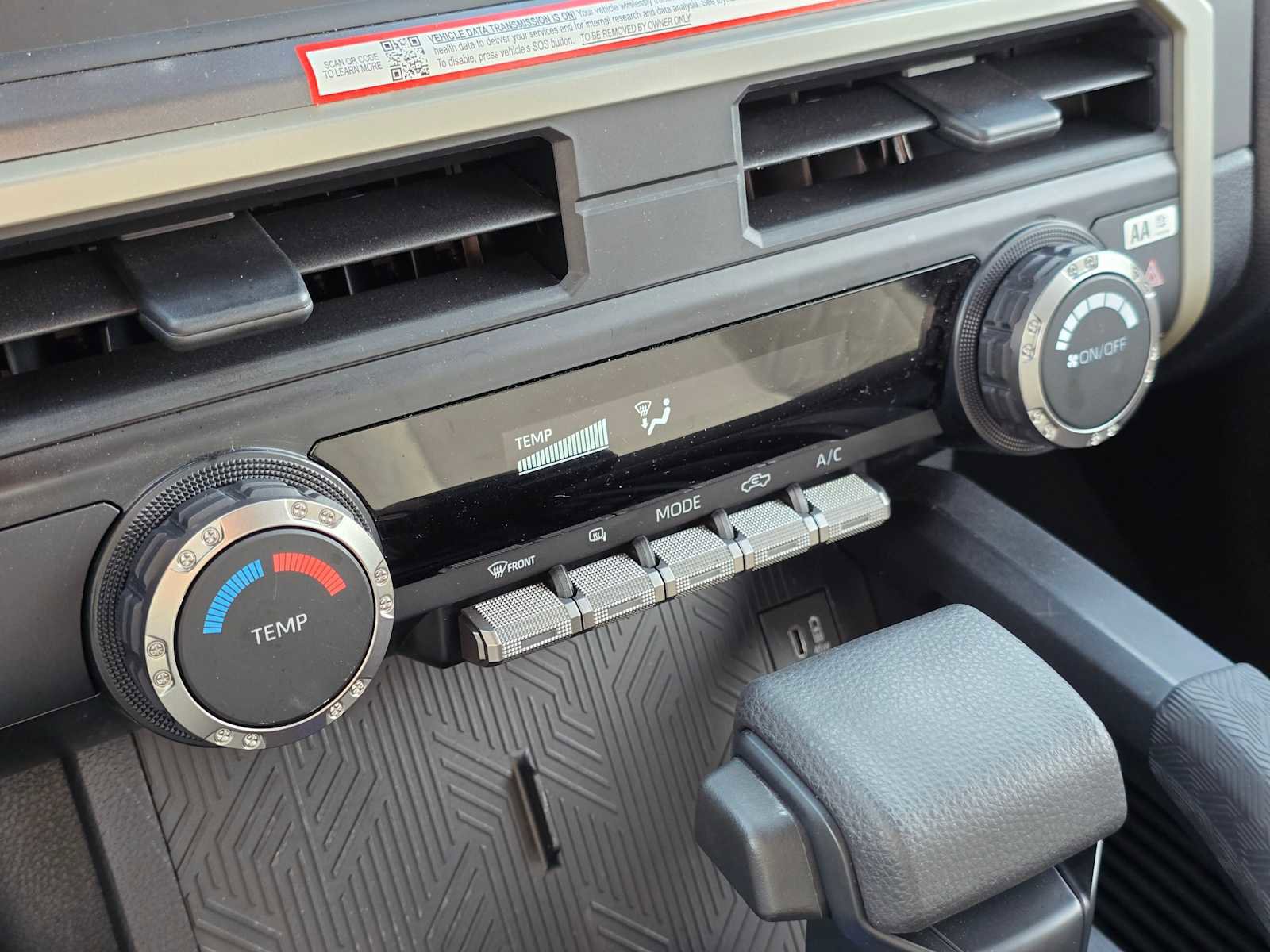 Certified 2025 Toyota Tacoma SR5 image 30