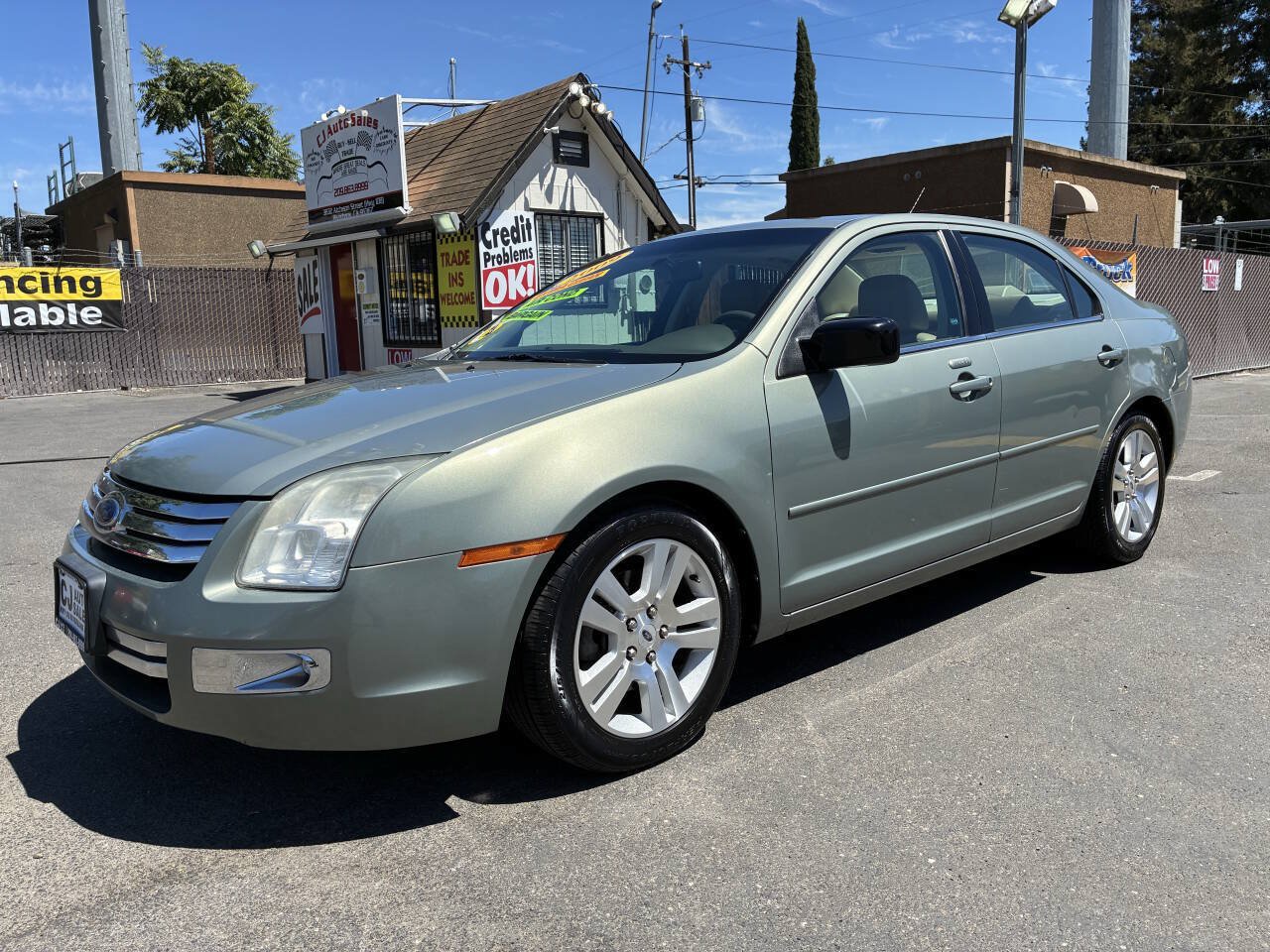 Used 2009 Ford Fusion SEL FWD image 1