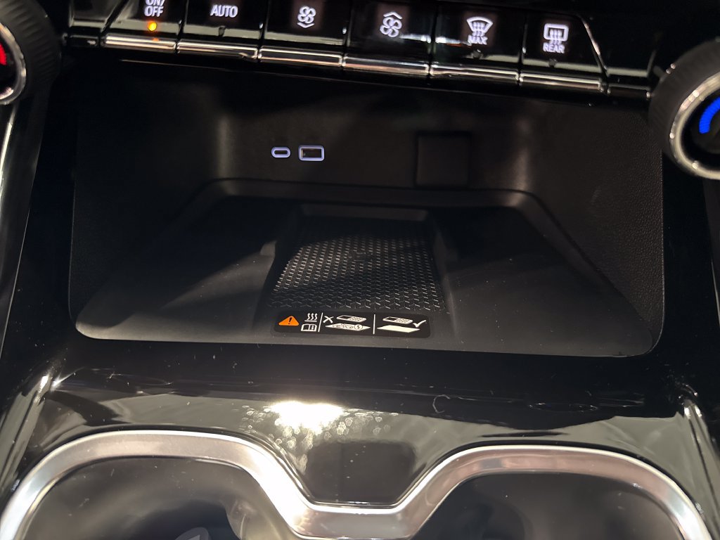 New 2027 Chevrolet Traverse LT AWD/4WD image 17