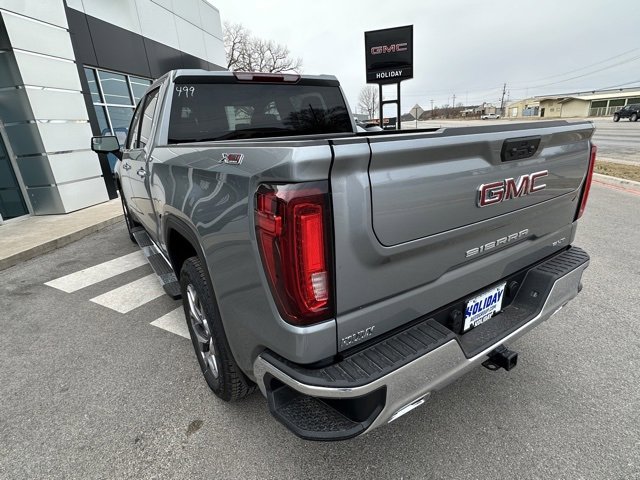 New 2026 GMC Sierra 1500 SLT image 8