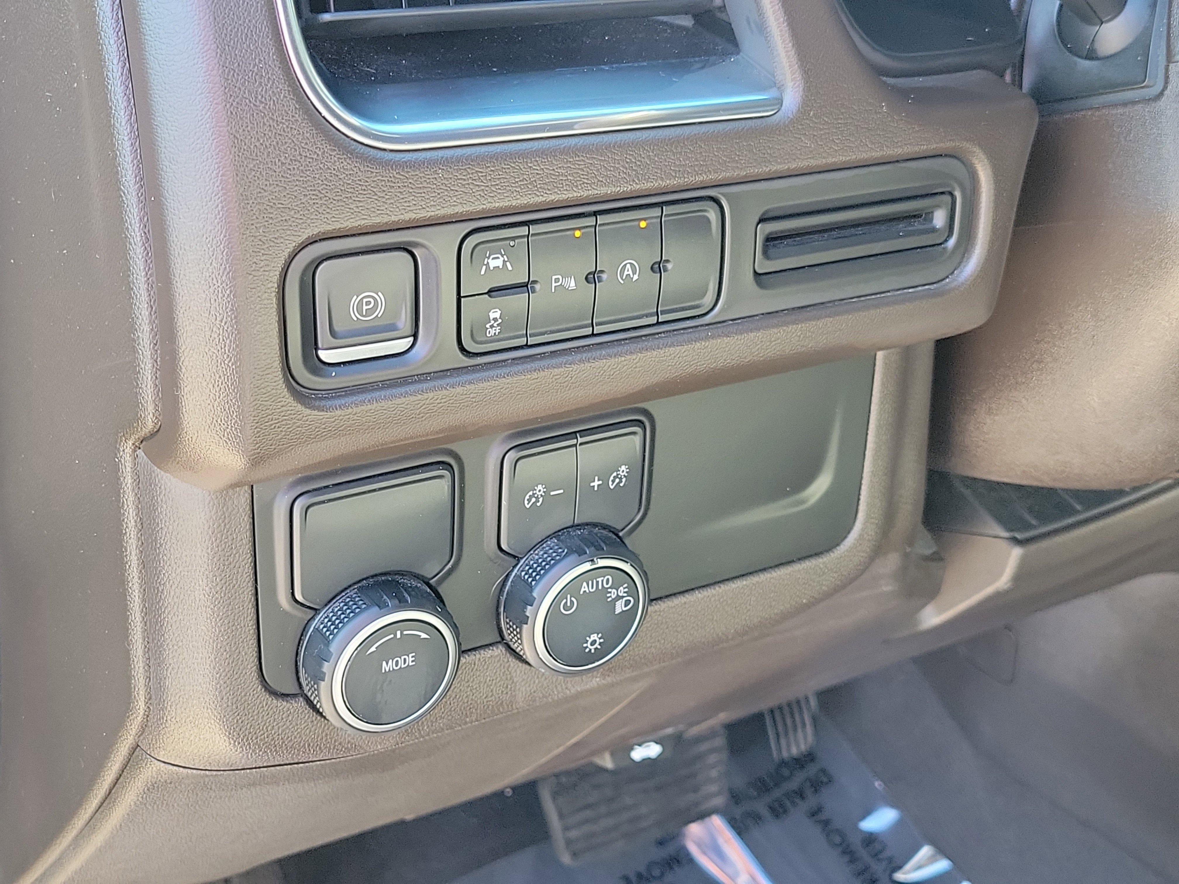 Used 2023 Chevrolet Tahoe LT image 20