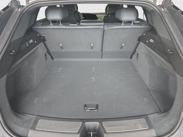 Certified 2024 Cadillac Lyriq Luxury w/ LPO, Floor Liner Package AWD/4WD image 12