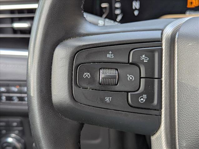 Used 2023 GMC Yukon XL Denali AWD/4WD image 11