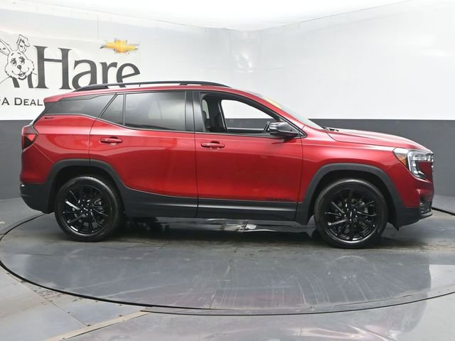 Used 2023 GMC Terrain SLT w/ Tech Package image 33