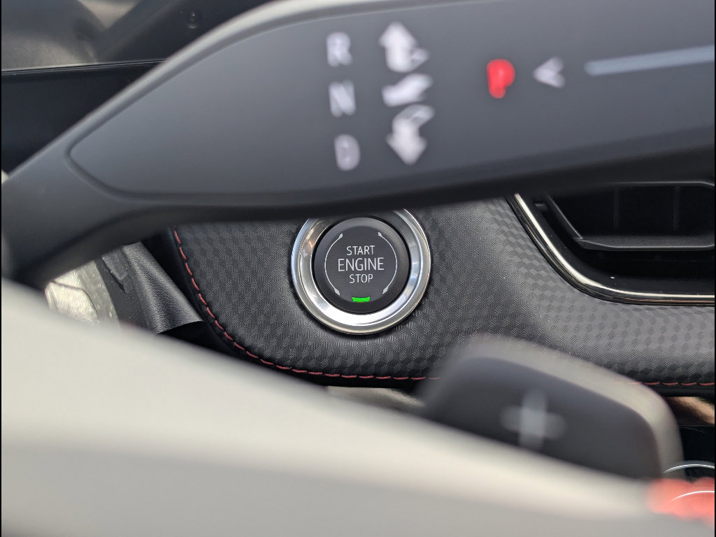 New 2026 Chevrolet Equinox RS w/ LPO, Floor Liner Package image 22